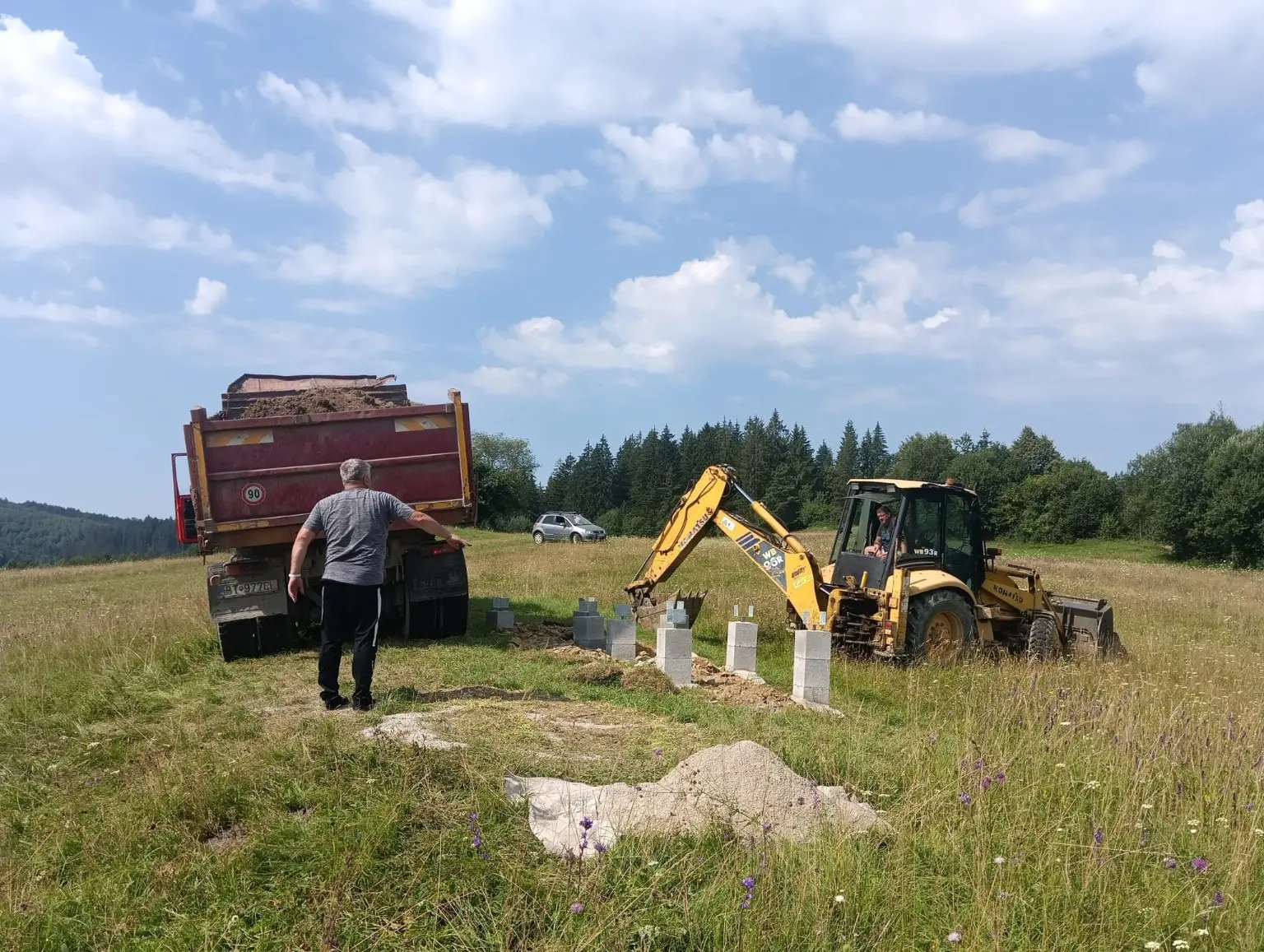 Zemné práce s mechanizmami na mieste stavby